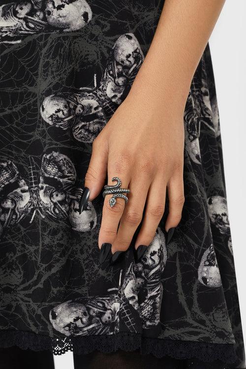 Killstar Vipers Sting Adjustable Ring Silver