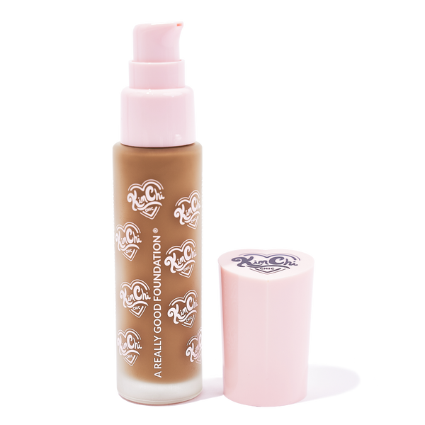 Kimchi Chic Beauty A REALLY GOOD FOUNDATION - 130D Tan/Deep + Warm Yellow Undertones