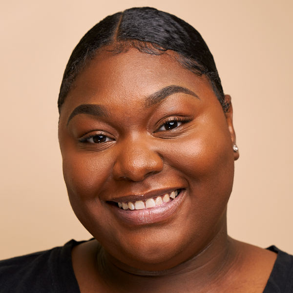 Kimchi Chic Beauty A REALLY GOOD FOUNDATION - 137D Deep + Cool Red Undertones