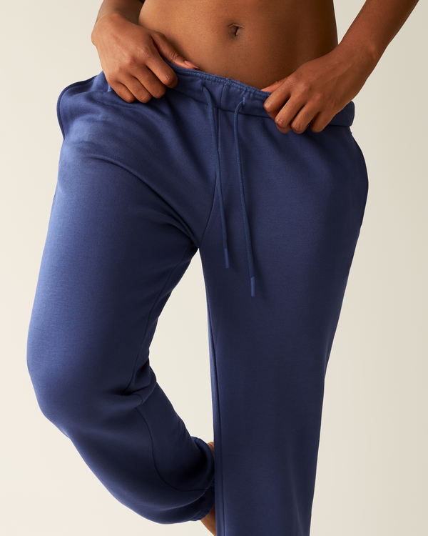 Kindred Bravely Cloud Fleece Jogger Deep Blue