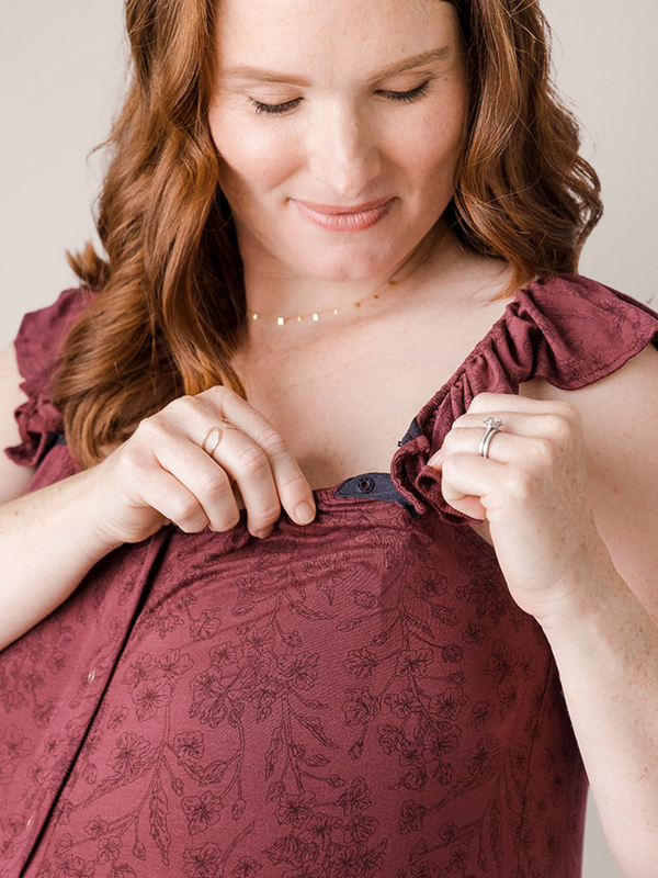 Kindred Bravely Ruffle Strap Labor & Delivery Gown Spice Floral