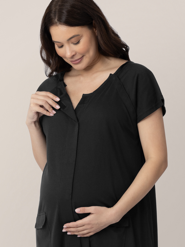 Kindred Bravely Universal Labor & Delivery Gown Black