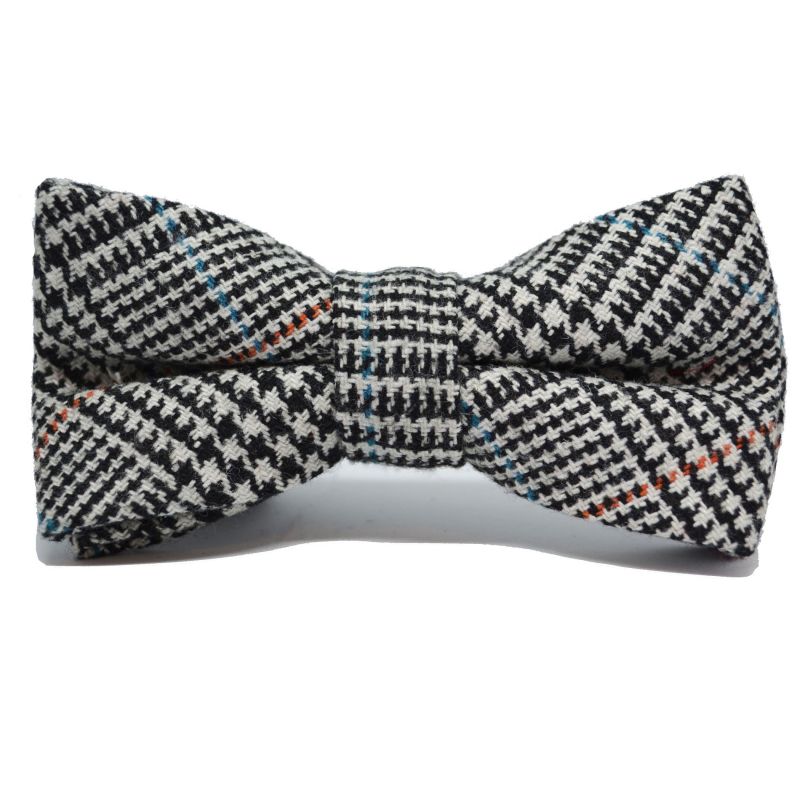 King & Priory Black & White Dogtooth Bow Tie & Pocket Square Set
