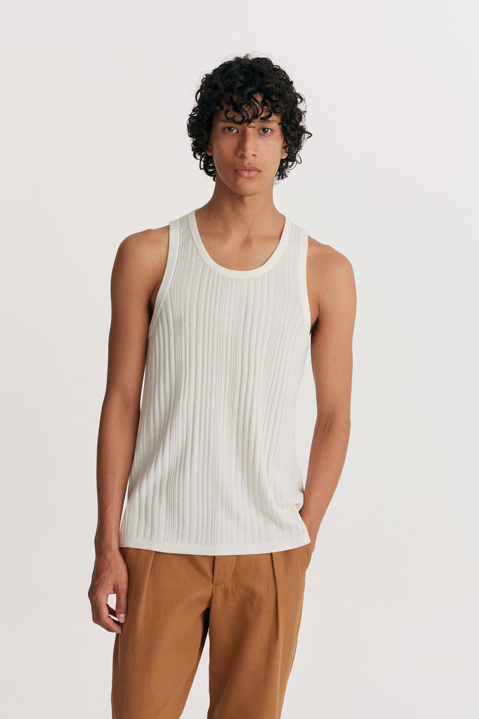 King & Tuckfield Irregular Rib Knitted Vest VANILLA ICE