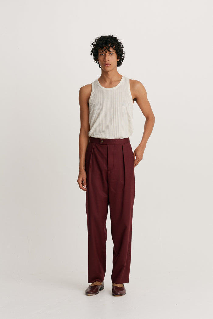 king & tuckfield Classic Pleat Trouser MERLOT