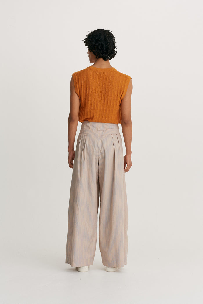King & Tuckfield Deep Fold Trouser SESAME