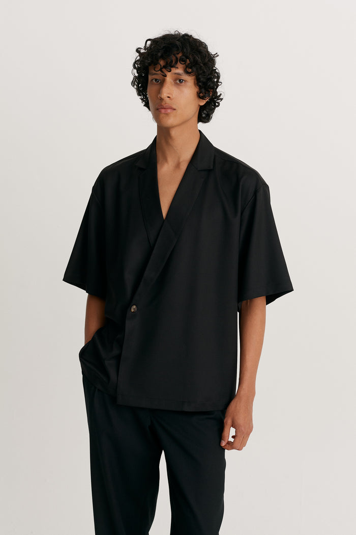 king & tuckfield Notch Collar Wrap Shirt Black