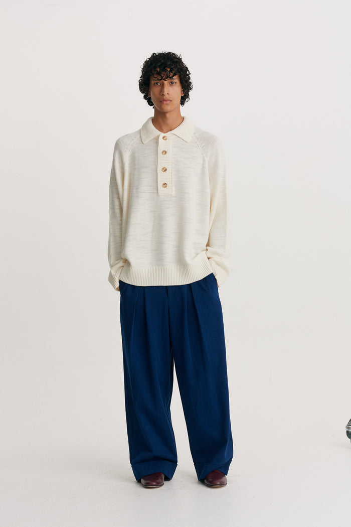 King & Tuckfield Open Neck Sweat ECRU