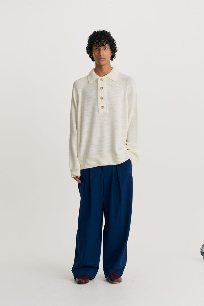 king & tuckfield Open Neck Sweat ECRU