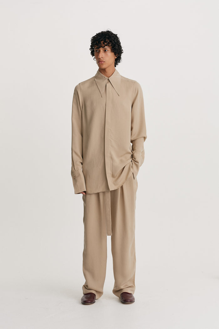 King & Tuckfield Pointed Collar Longline Shirt TAN