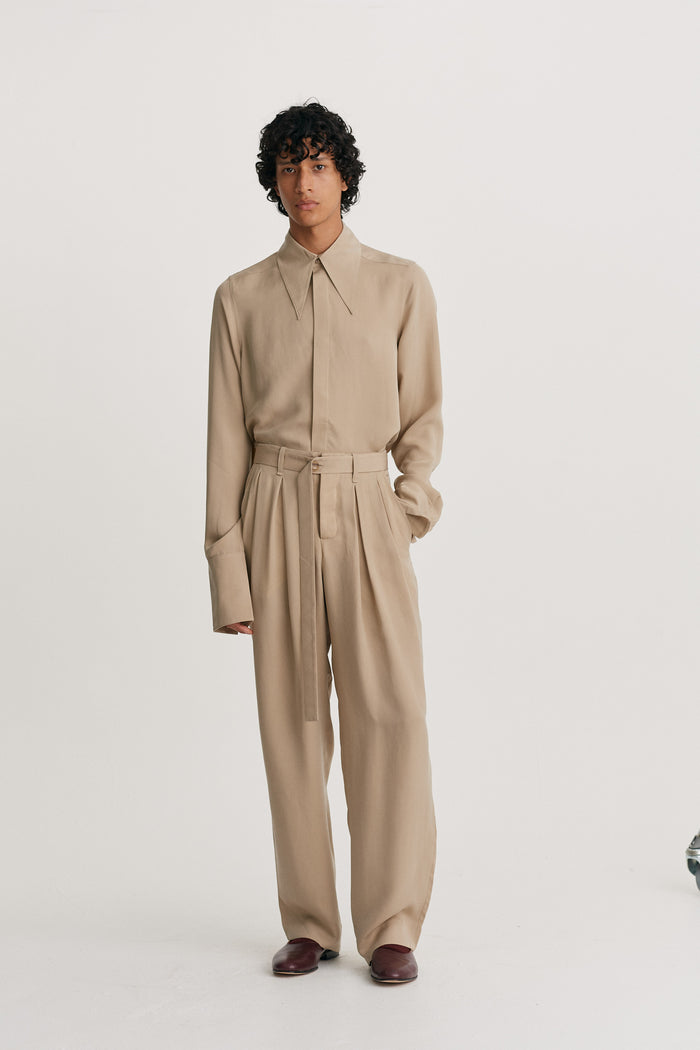 King & Tuckfield Pointed Collar Longline Shirt TAN