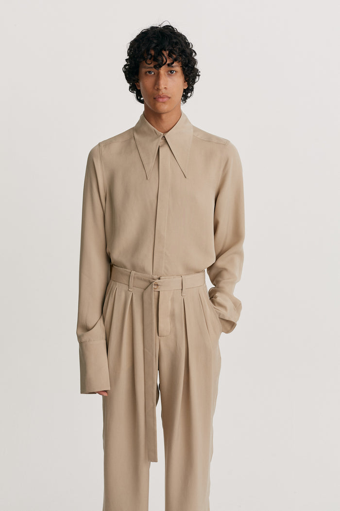 King & Tuckfield Pointed Collar Longline Shirt TAN