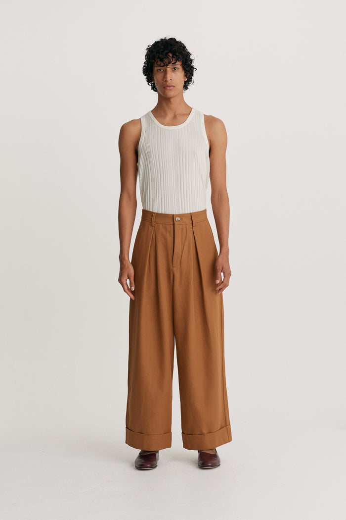 king & tuckfield Roll Cuff Chino TOFFEE