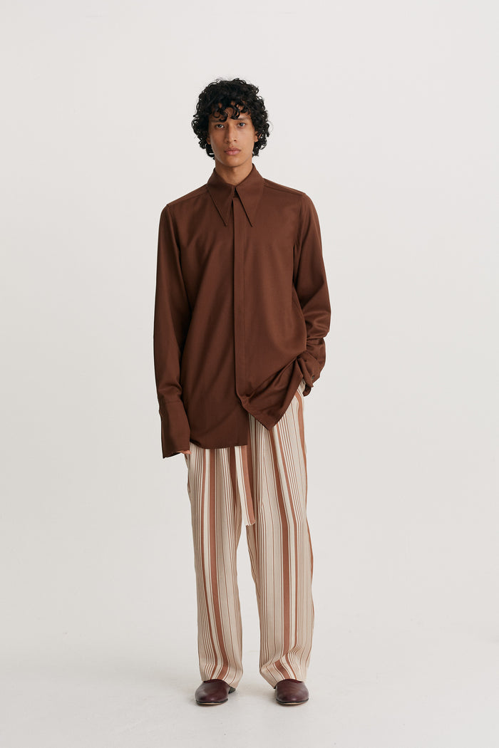 King & Tuckfield Pointed Collar Long Line Shirt BROWN