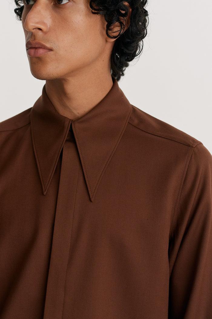 King & Tuckfield Pointed Collar Long Line Shirt BROWN