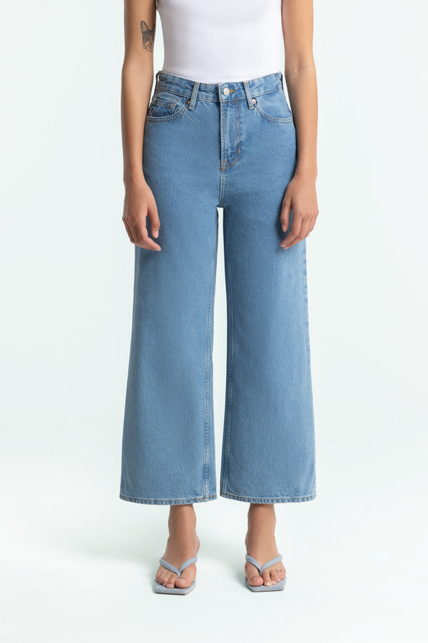 Kings Of Indigo ELISABETH CROPPED CLEAN HOLO MID VINTAGE