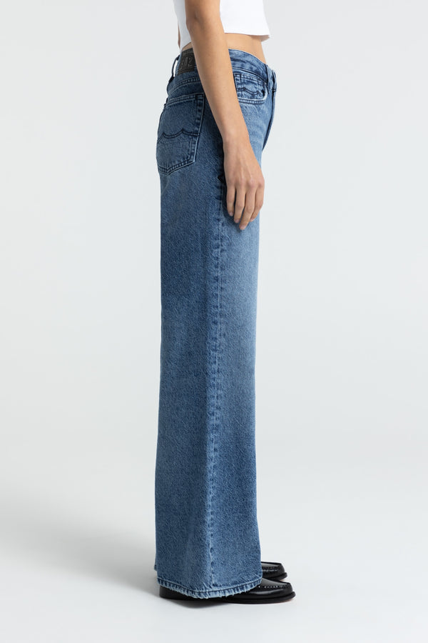 Kings Of Indigo JANE RECHANGE MID WORN