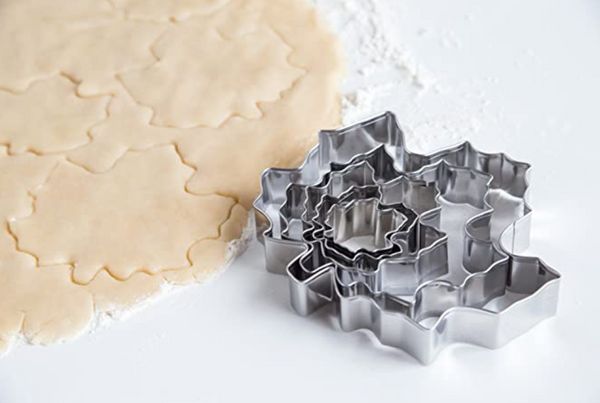 Kitchengrips Cookie Cutter Set Maple Leaf