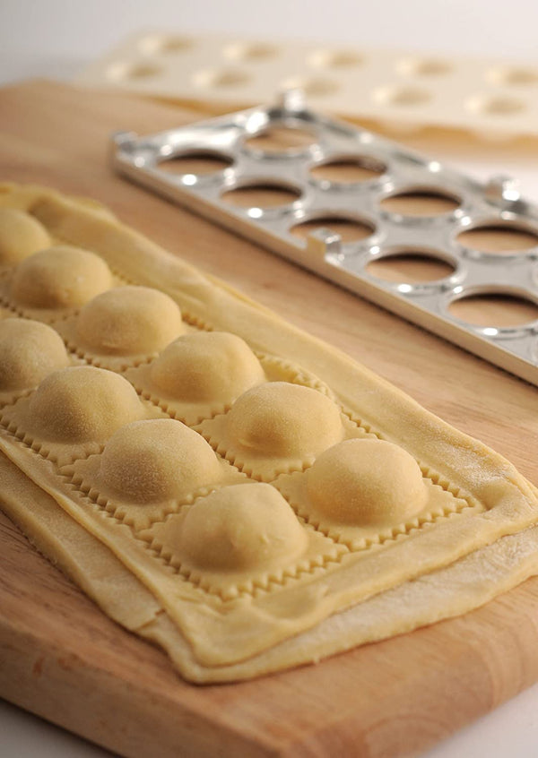 Kitchengrips Ravioli Maker With Press