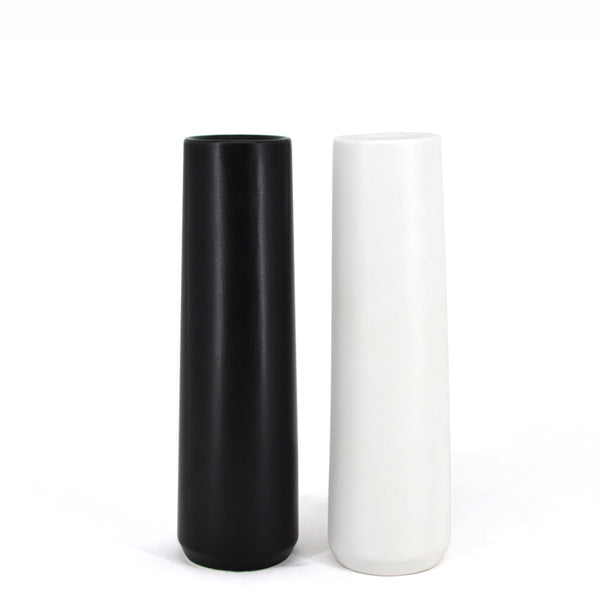 kitchengrips Salt and Pepper Shaker Set