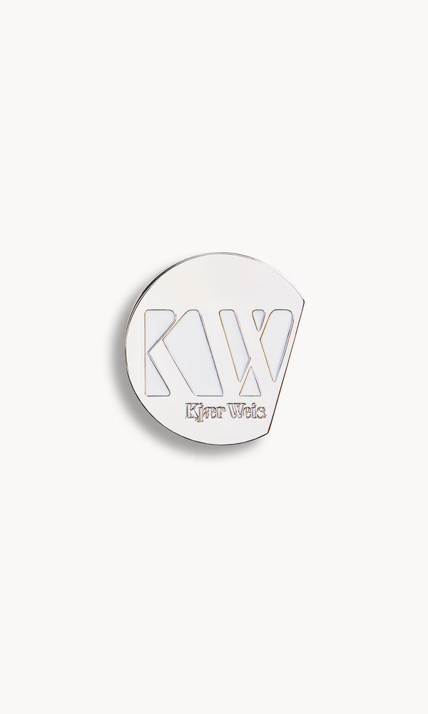 kjaer weis Iconic Edition Compact: Cream Eye Shadow Iconic Edition Compact: Cream Eye Shadow