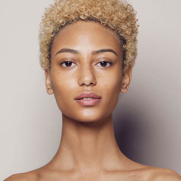 Kjaer Weis Invisible Touch Liquid Foundation D310/Transparent