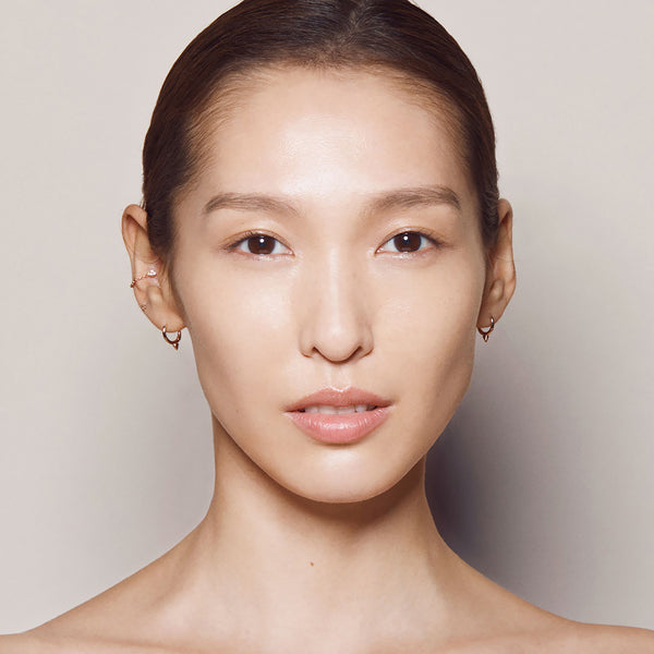 Kjaer Weis Invisible Touch Liquid Foundation F130/Silken