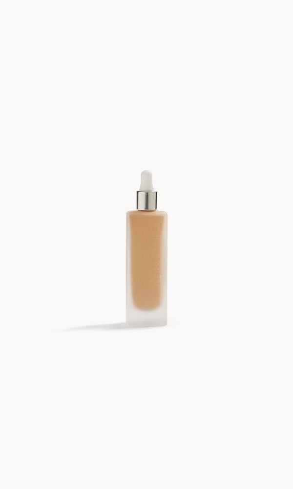 kjaer weis Invisible Touch Liquid Foundation F134/Refined