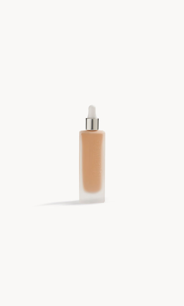kjaer weis Invisible Touch Liquid Foundation M220/Just Sheer
