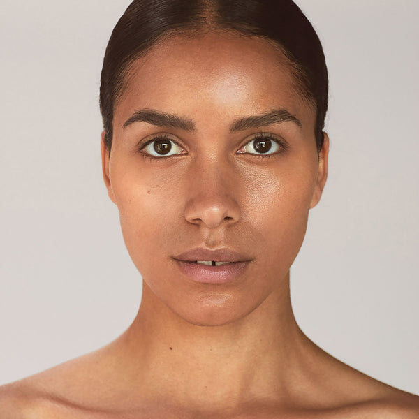 Kjaer Weis Invisible Touch Liquid Foundation M240/Velvety