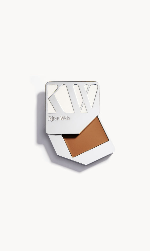 kjaer weis Cream Foundation D320/Delicate