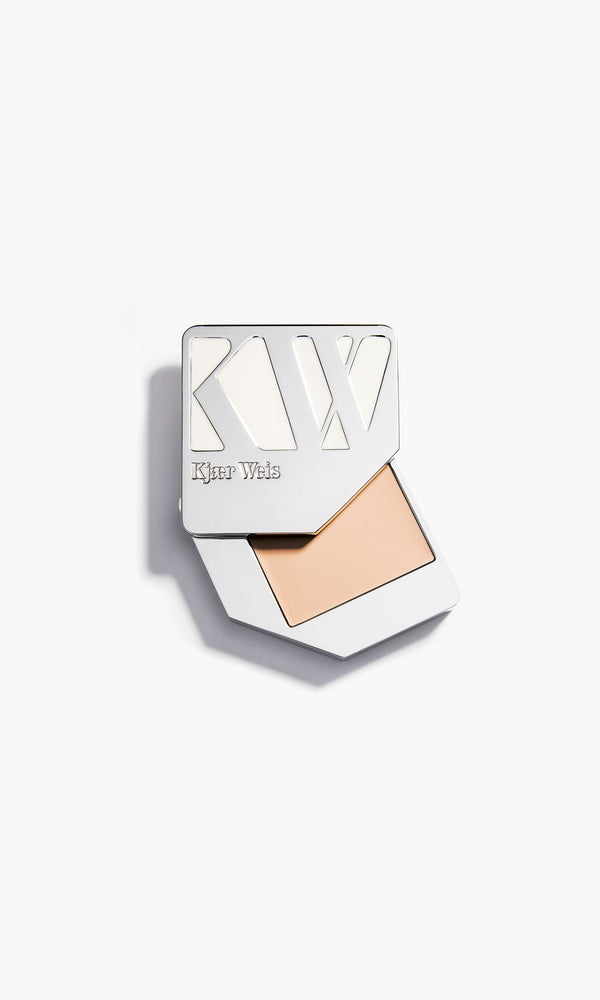 kjaer weis Cream Foundation F112/Lightness