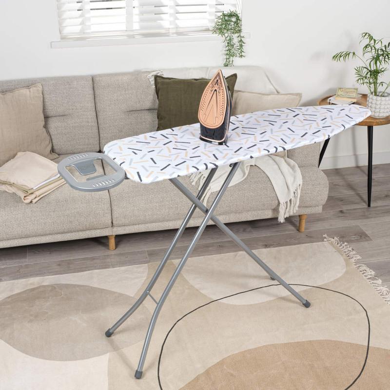 Kleeneze Ironing Board With Striped Print 122 X 38cm