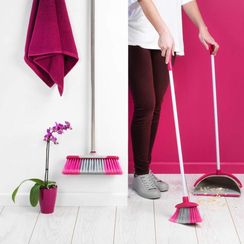 Kleeneze Self-Standing Dustpan And Broom Set Aluminium White/Pink