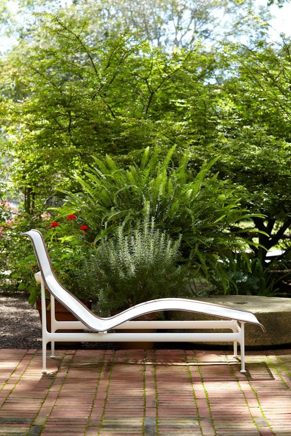 Knoll 1966 Contour Chaise