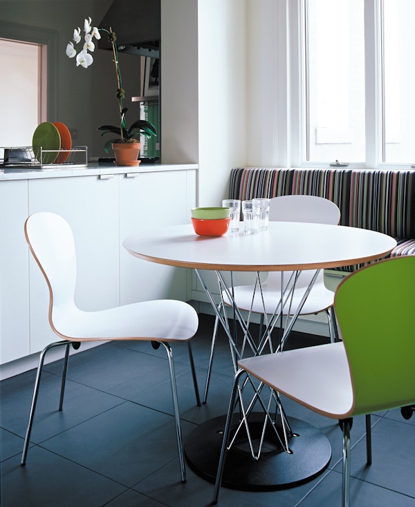 Knoll Cyclone™ Dining Table 42"