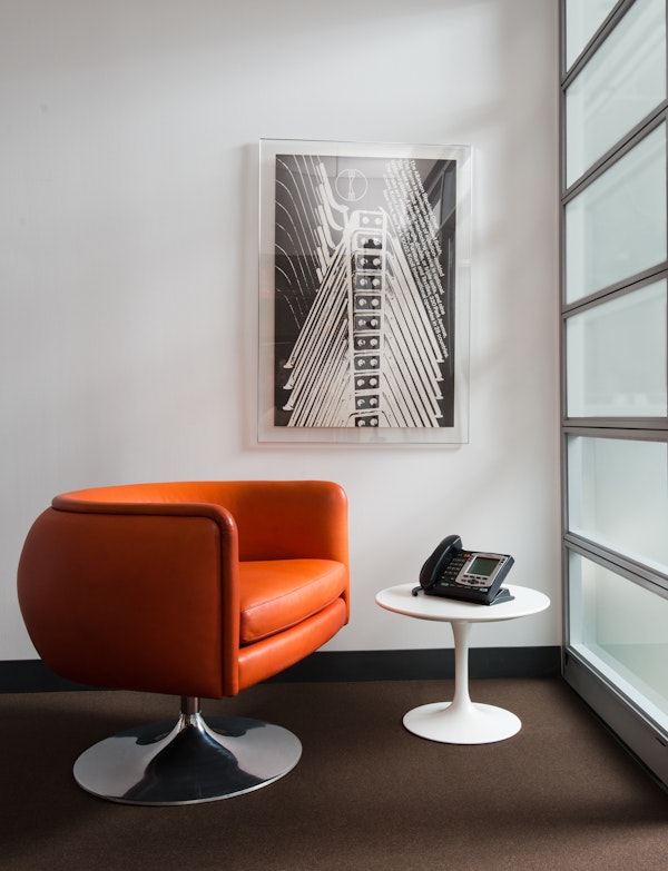 Knoll D’Urso Swivel Chair