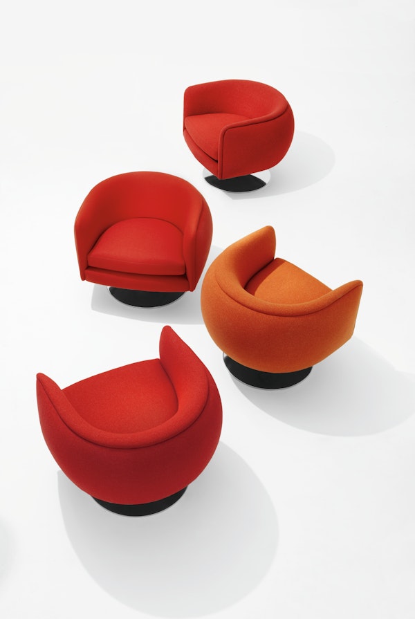 Knoll D’Urso Swivel Chair