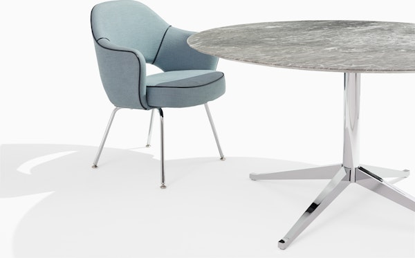 Knoll Florence Knoll™ Table Desk Oval