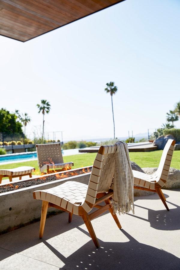 Knoll Risom Outdoor Lounge Chair