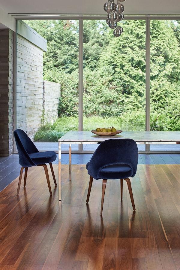 Knoll Saarinen Executive Side Chair