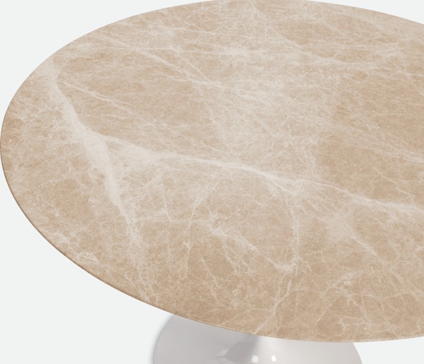 Knoll Saarinen Side Table Oval