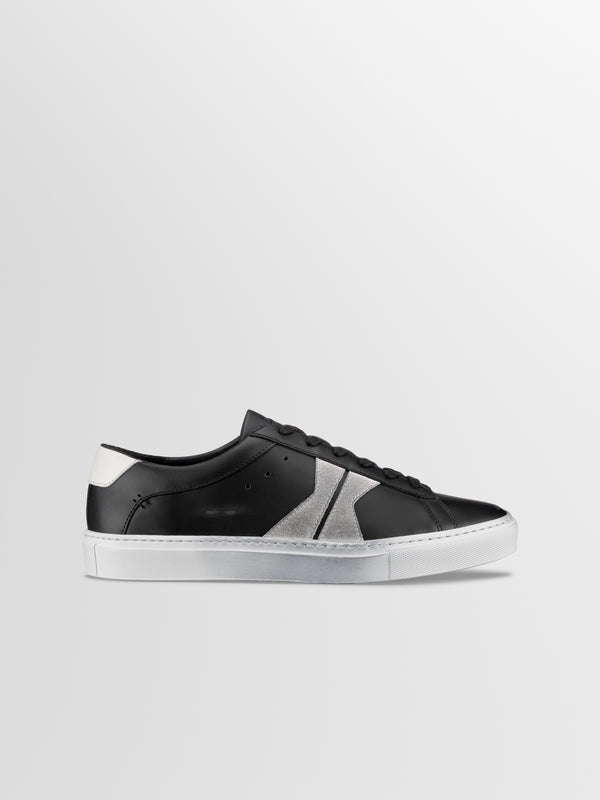 koio Capri Distressed in Jet