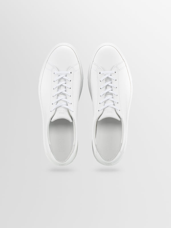 Koio Capri In Triple White Wide Fit