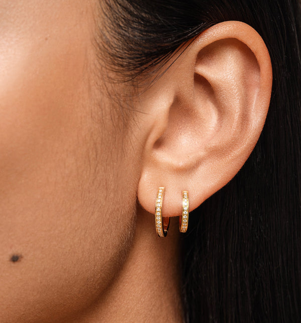 Kolours Jewelry Fortis Medium Hoop