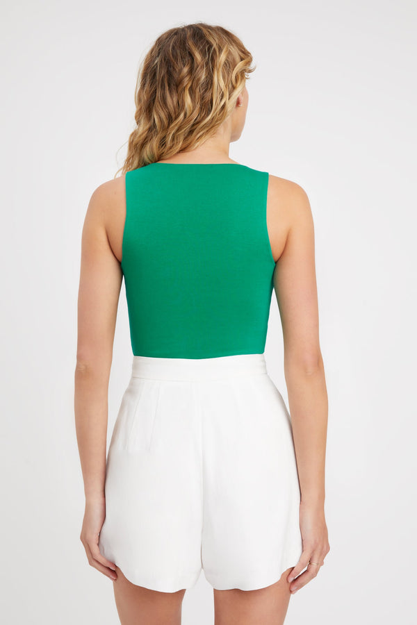 Kookai Julia Vee Tank Dans Green