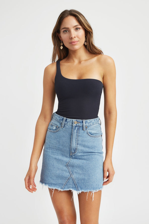 kookai Naomi One Shoulder Crop Black