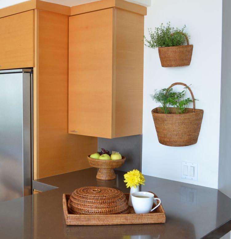 Kouboo La Jolla Rattan Wall Basket