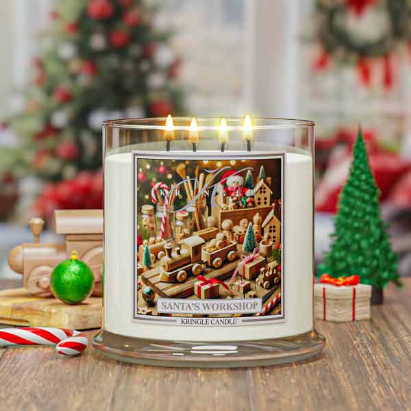 Kringle Candle Santa’s Workshop XL 4-Wick