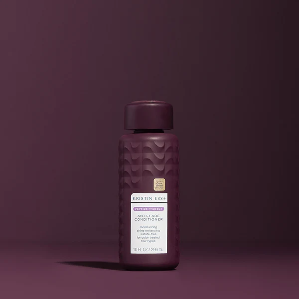 kristin ess CLINICALLY TESTED TO SHIELD HAIR FROM UV RAYS* kristin ess CLINICALLY TESTED TO SHIELD HAIR FROM UV RAYS*